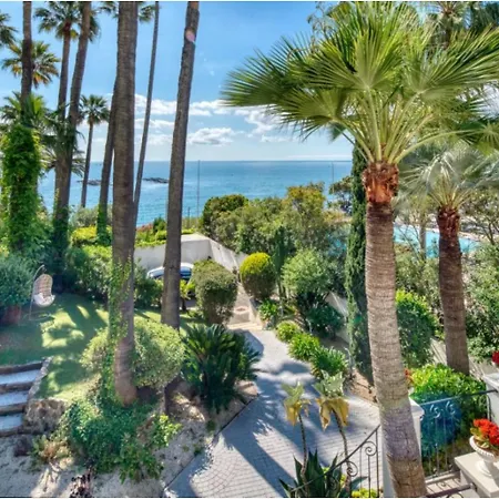 Villa Luxury Face To The Sea - Swimming Pool